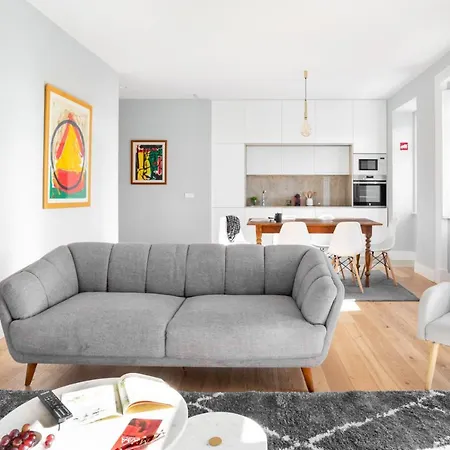 Joivy Marvelous 3-Bed Home With Astonishing View And Terrace, Nearby St George Castle Lisbon Exterior photo