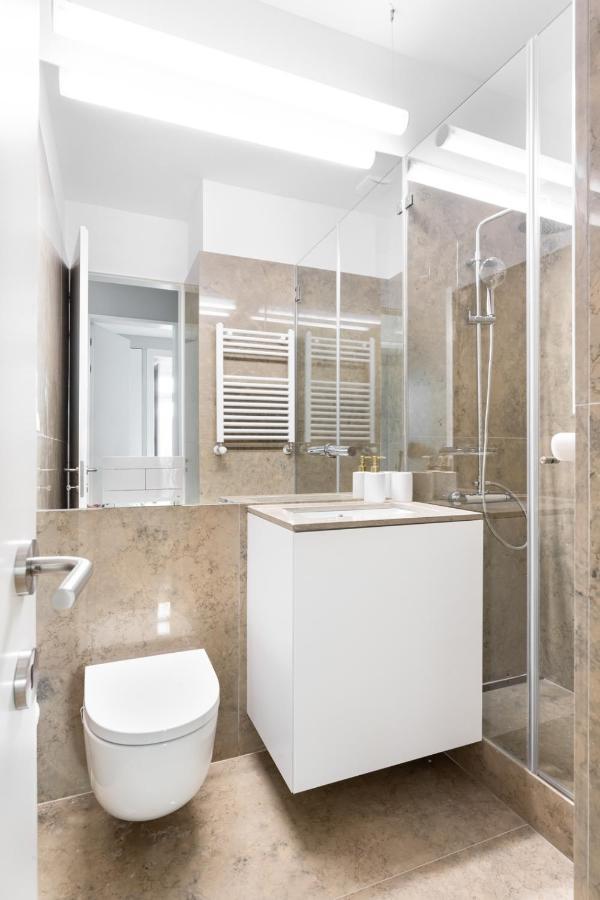 Joivy Marvelous 3-bed With Astonishing View And Terrace, Nearby St George Castle Apartment *