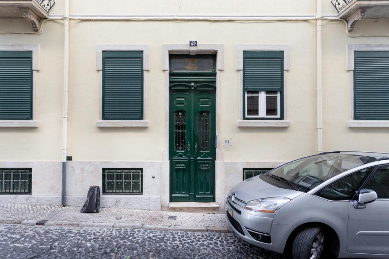 Joivy Marvelous 3-bed With Astonishing View And Terrace, Nearby St George Castle Apartment Lisbon