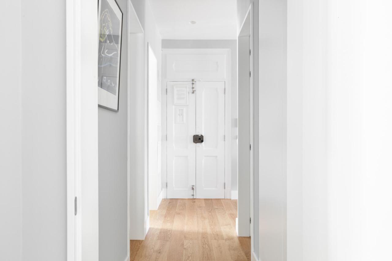 Joivy Marvelous 3-bed With Astonishing View And Terrace, Nearby St George Castle Apartment Lisbon
